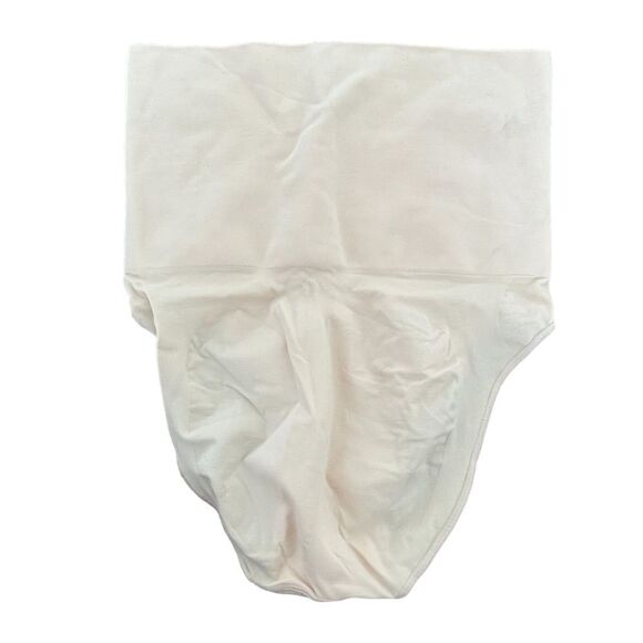 SKIMS Core Control Seamless High Waisted Shaping Brief In Sand Nude Shape Wear - Picture 6 of 7